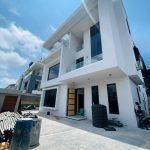 5 BEDROOM SUPER LUXURY HOME WITH ELEVATOR, HOME OFFICE , CINEMA, SWIMMING POOL think Global Property