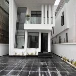 BEAUTIFULLY BUILT 5 BEDROOM FULLY DETACHED DUPLEX WITH BQ. Think Global Property